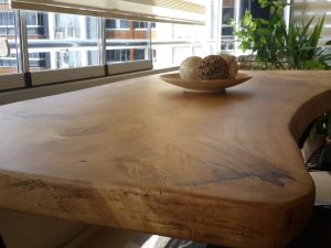 Ceviz çalışma masası